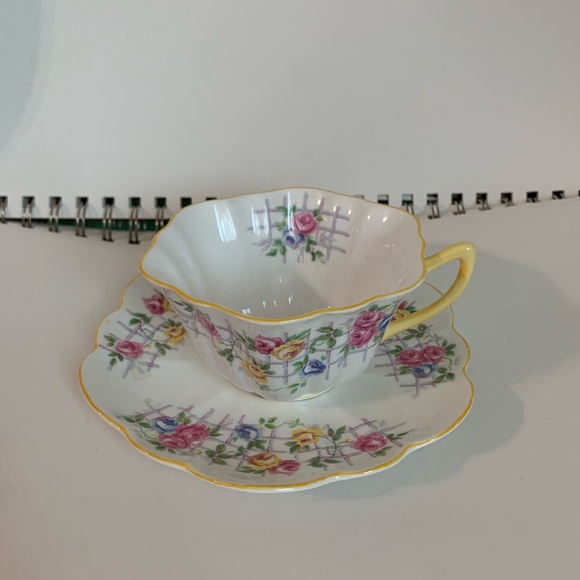Vintage Shelley Tea Cup & Saucer Rose Trellis - Picture 7 of 11